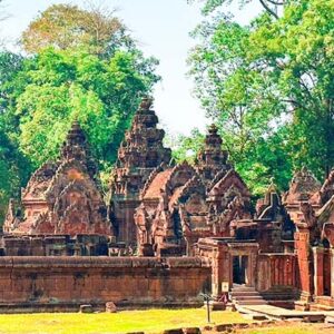 Banteay Srey & Kbal Spean Adventure